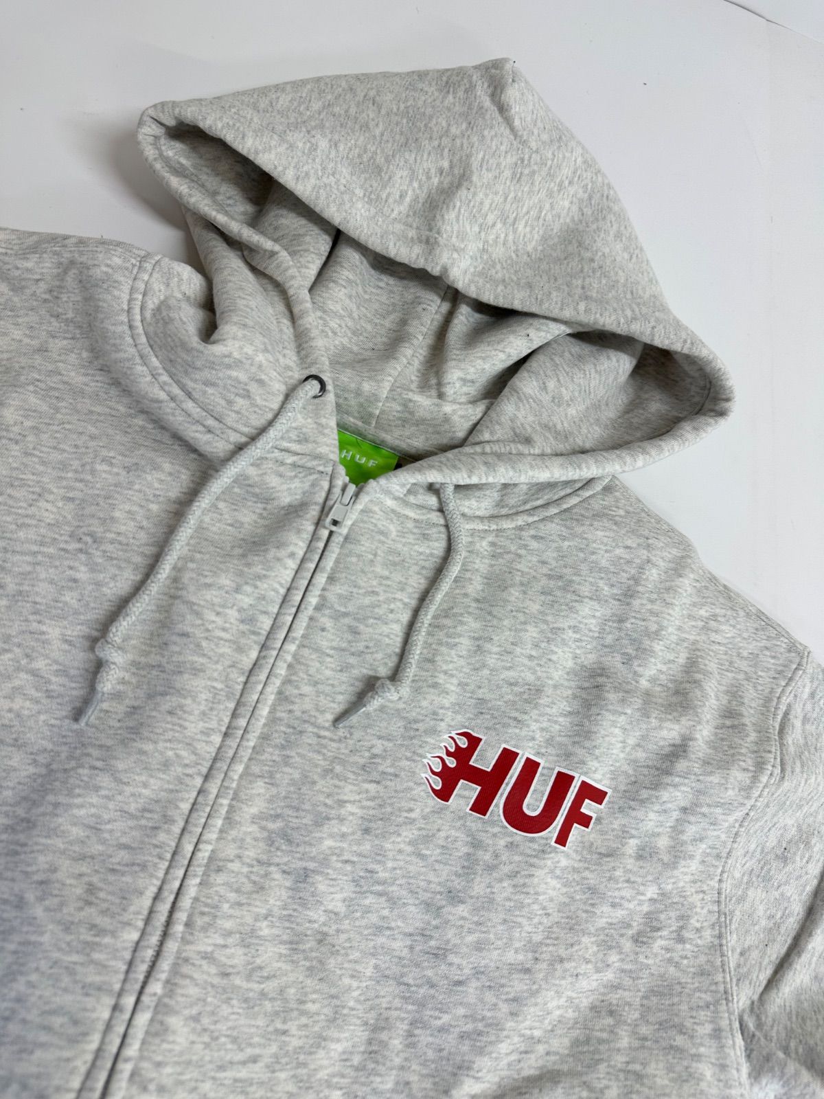 新品未使用】 HUF ハフ パーカー メンズ グレー 裏起毛 HUF PF00522