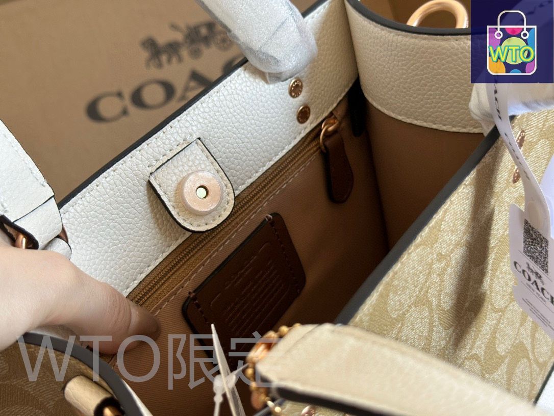 COACH デンプシー トートバッグ - ホワイト 22×21cm [本日特価