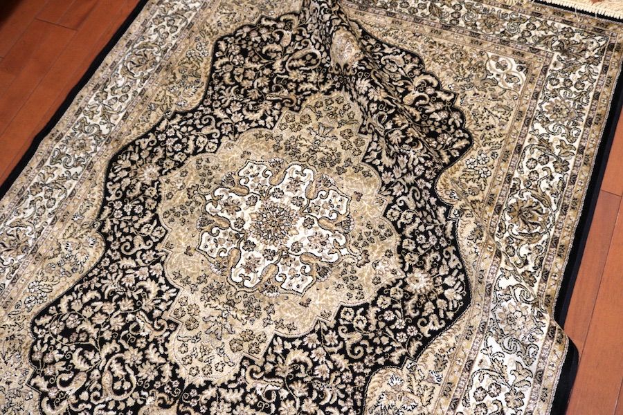 ペルシャ柄絨毯 120×160 新品未使用 カーペット 訳あり アウトレット ペルシャ柄絨毯 120×160 新品未使用 カーペット 訳あり