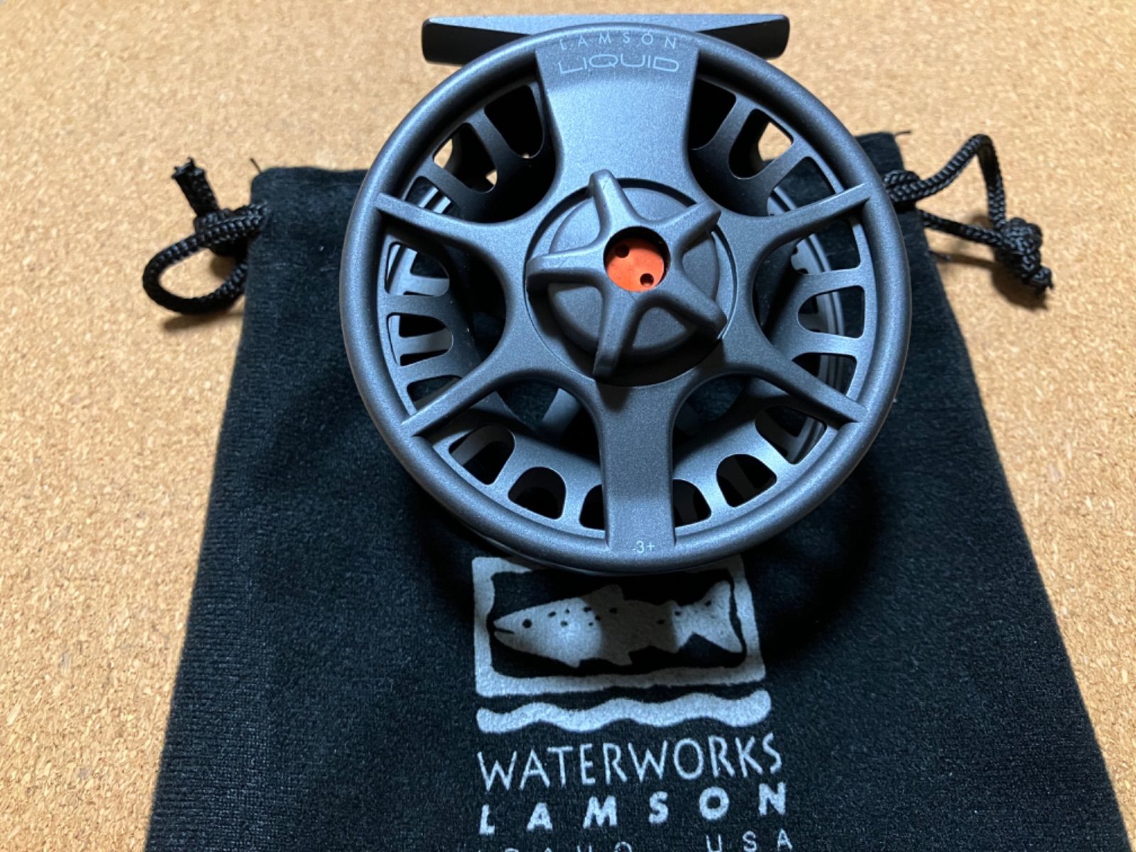 WATERWORKS LAMSON LQS3 SMOKE ラムソン　フライリール Amazon | LAMSON (ラムソン) | Liquid Sシリーズ サイズ -3+