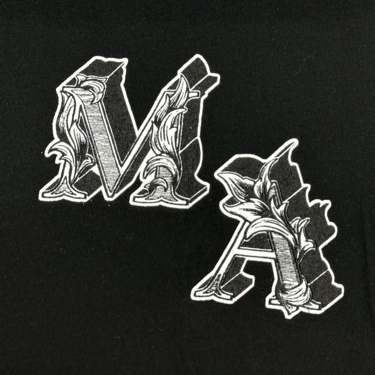 AMIRI Repeat クルーネック スタイリッシュな総柄ロゴデザイン SRAMJYTE1209-1_1024x1024.jpg?v