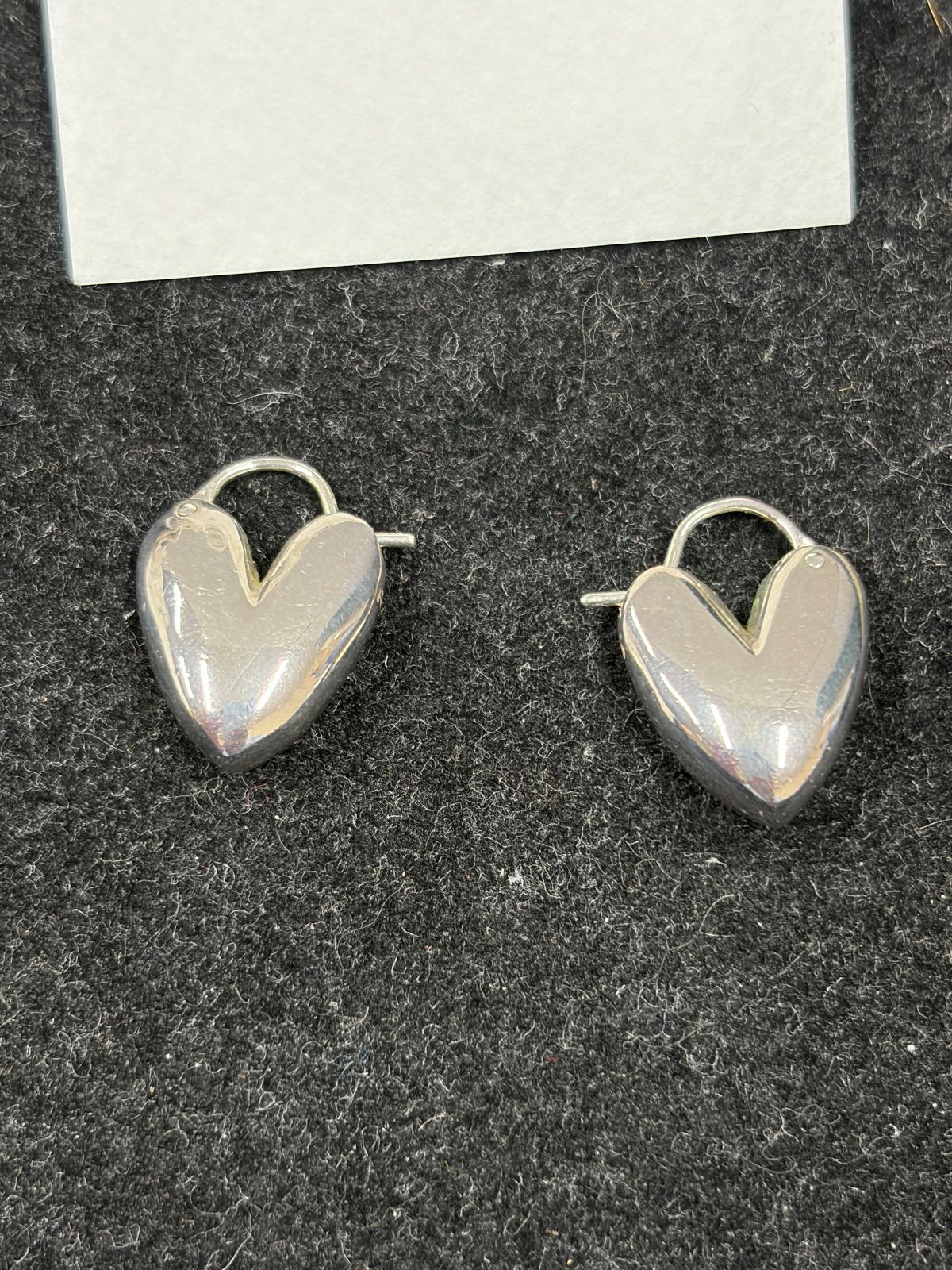 R.Alagan ハート型シルバーイヤリング　ralagan R.Alagan ハート型シルバーイヤリング ralagan R.ALAGAN TINY