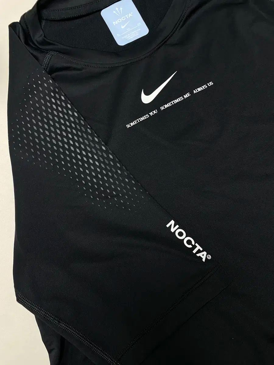 【雷市場（ポンジャン）商品韓国直送】 NIKE(ナイキ) x NOCTA(ノクタ) ベースレイヤー ( xl サイズ) 新品