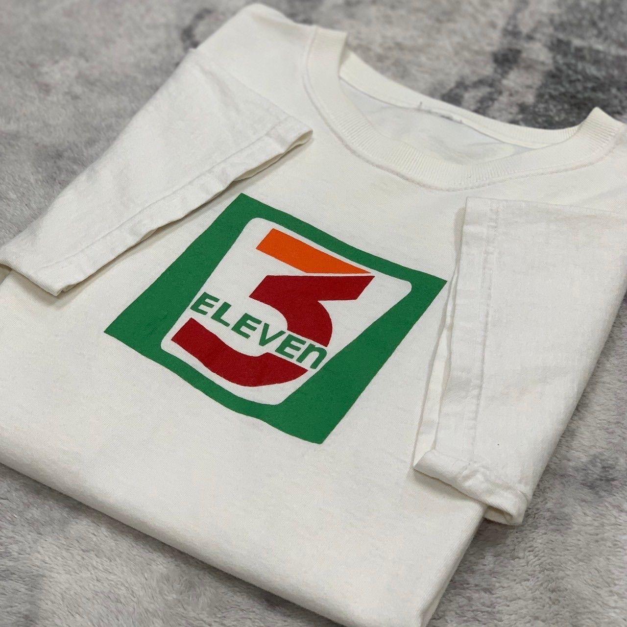 311 バンドTシャツ ホワイト/ロゴ 古着 スリー・イレブン T
