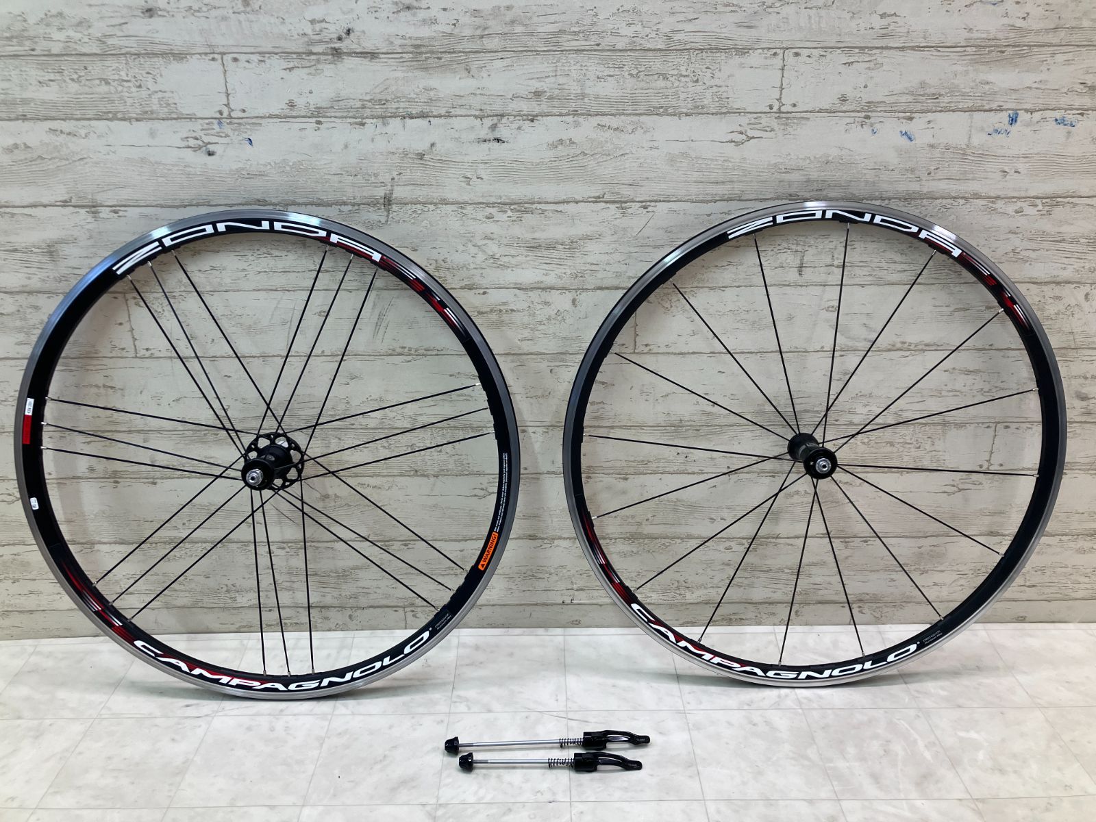 ☆ 値下げ大特価!! 美品!! CAMPAGNOLO ZONDA C15 CL シマノフリー 11s カンパニョーロ ゾンダ クリンチャー ロード  700c アルミホイール A-977 - メルカリ