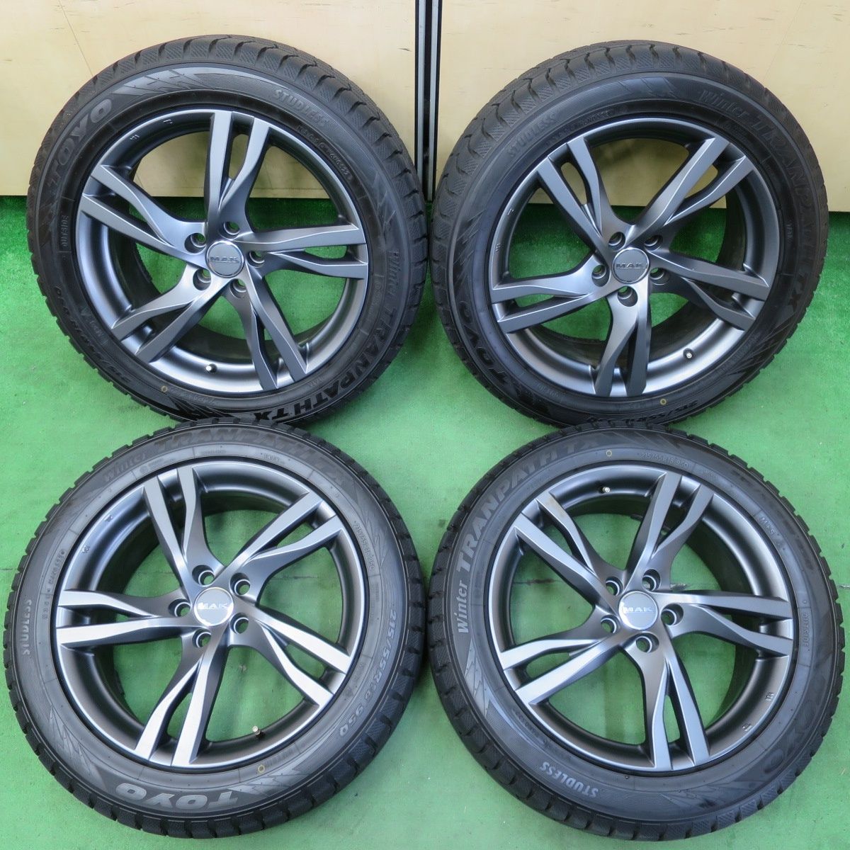 バリ溝‼️ヨコハマスタッドレスセット2022年製185/65R15 フリード等