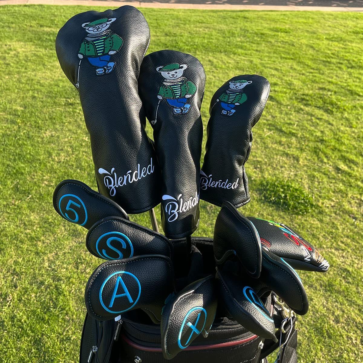 【特価セール】ゴルフクラブヘッドカバー ウッドカバー Bearゴルフ先生ドライバー フェアウェイウッド ユーティリティ ハイブリッド用ヘッドカバー 番号タグ付き ゴルフヘッドカバー PUレ ゴルフクラブヘッドカバー ウッドカバー Bearゴルフ先生ドライバー