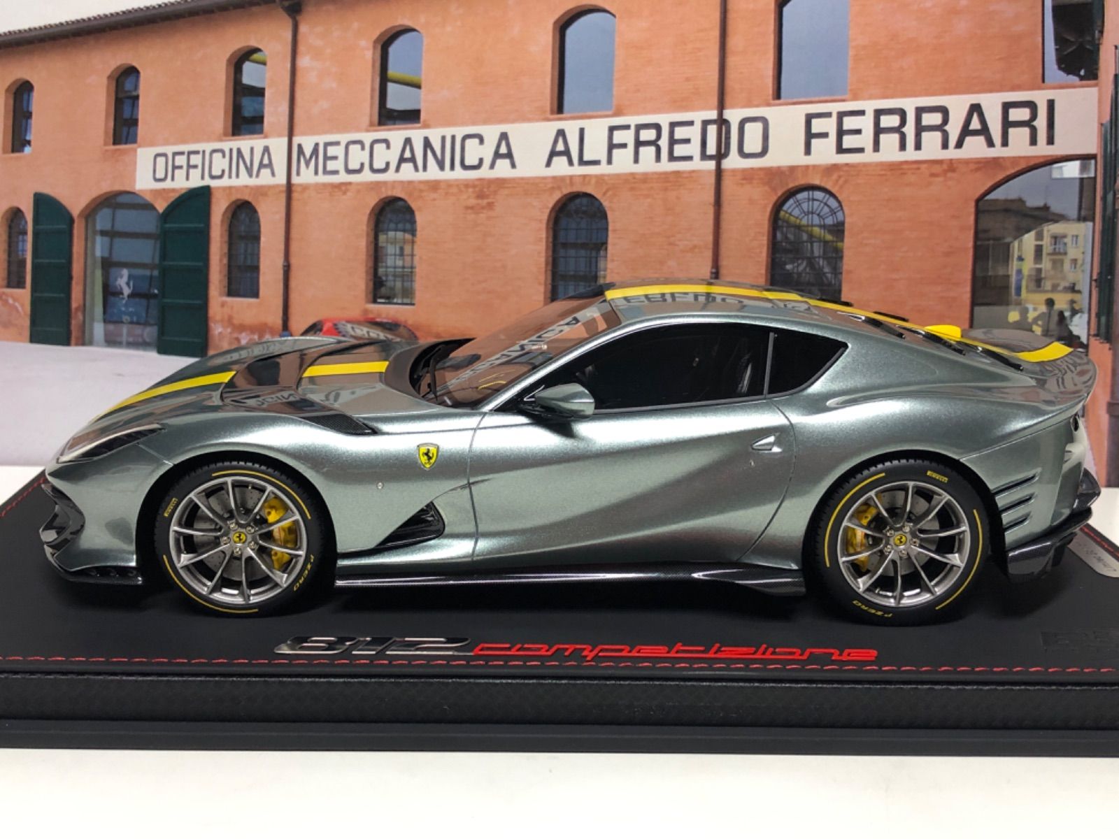 BBR 1/18 Ferrari 812 competizione フェラーリ - Garage FORZA - メルカリ