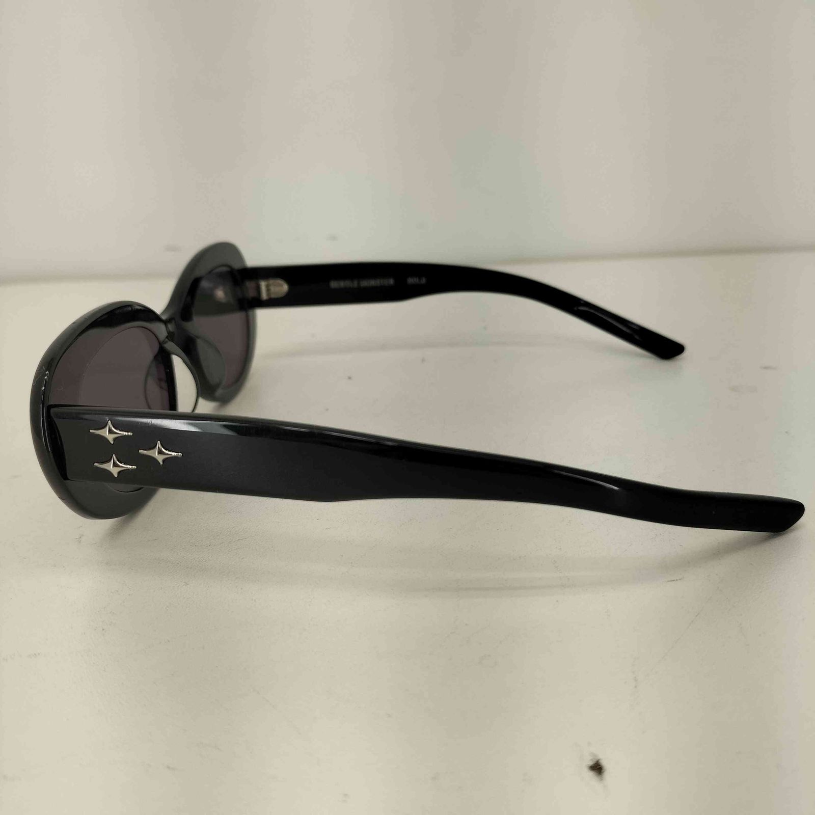 GENTLE MONSTER(ジェントルモンスター) Eve 01 オーバルサングラス レディース 表記無 【中古】【ブランド古着バズストア】 ジェントルモンスター GENTLE MONSTER Eve 01 オーバルサングラス