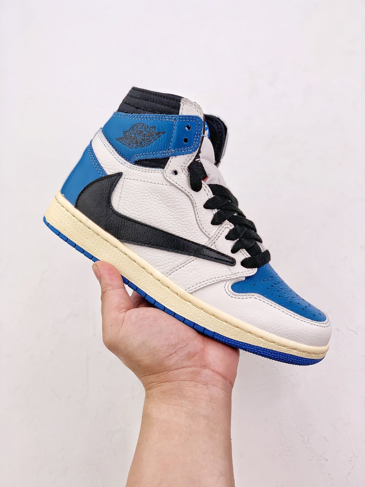 Travis Scott Fragment Air Jordan 1 High 新品