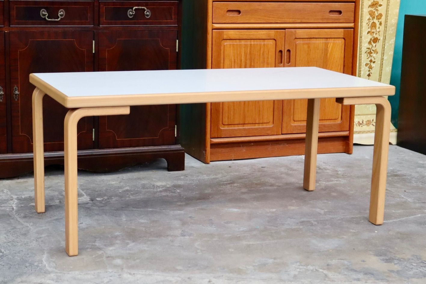 GMIH234A 天童木工 Tendo 児童閲覧テーブル キッズテーブル ローテーブル 子ども用テーブル 木製 曲木 国産家具