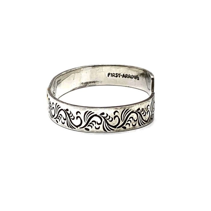 FIRST ARROWS ファーストアローズ 12mm K18メタル 唐草 シルバーバングル SILVER