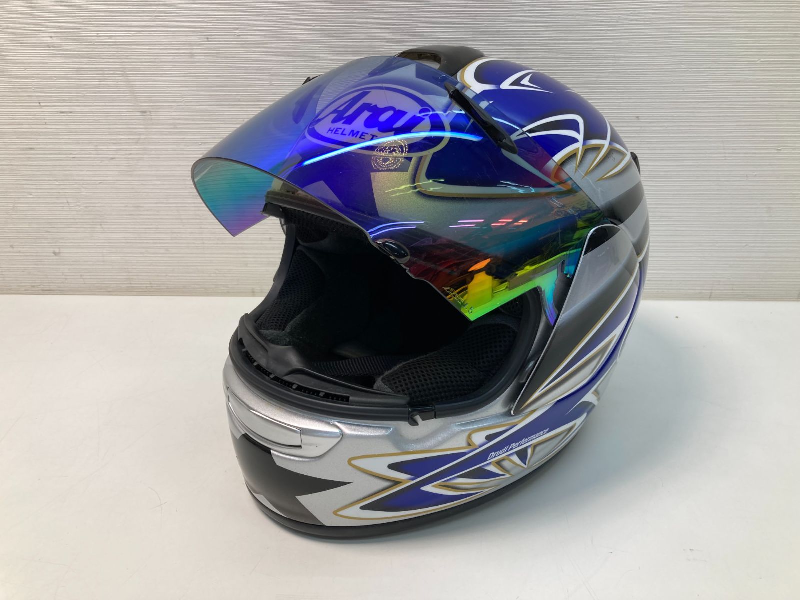中古Arai アライ VECTOR EAGLE 59～60cm 2011年製 フルフェイス ヘルメット 中古品（7325）【13-98】