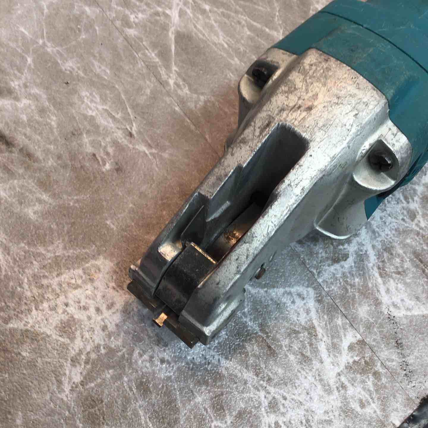 makita ストレートシャー