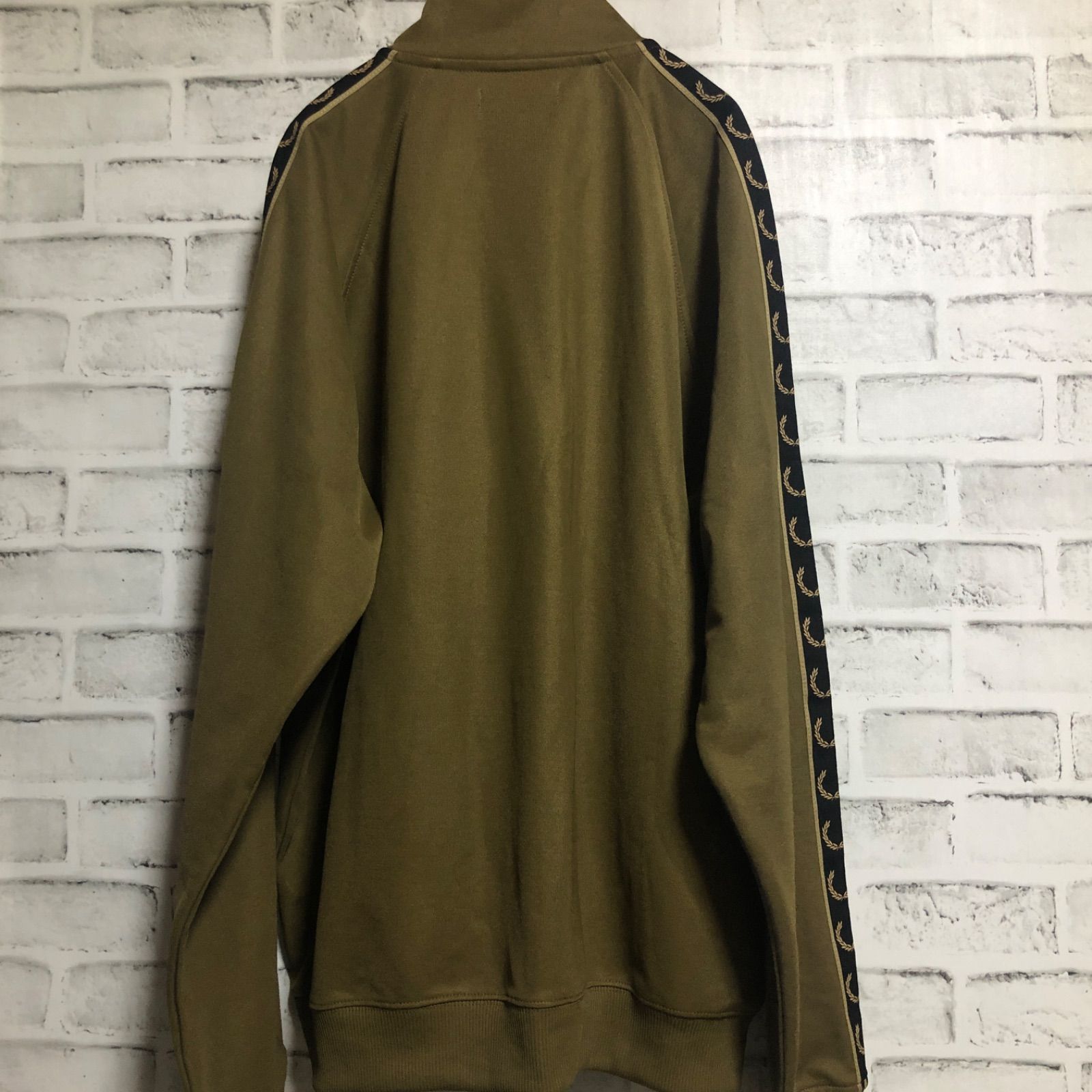 Fred Perry⭐️トラックジャケット/ジャージ XL 刺繍月桂樹/テープ 