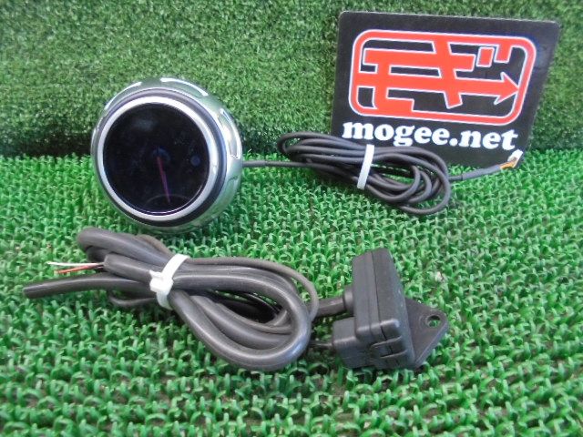 1FC7072 LO5 アウディ TT ABA-8JCCZF 2009年 クーペ20TFSIクワトロ にて使用 Defiブースト計