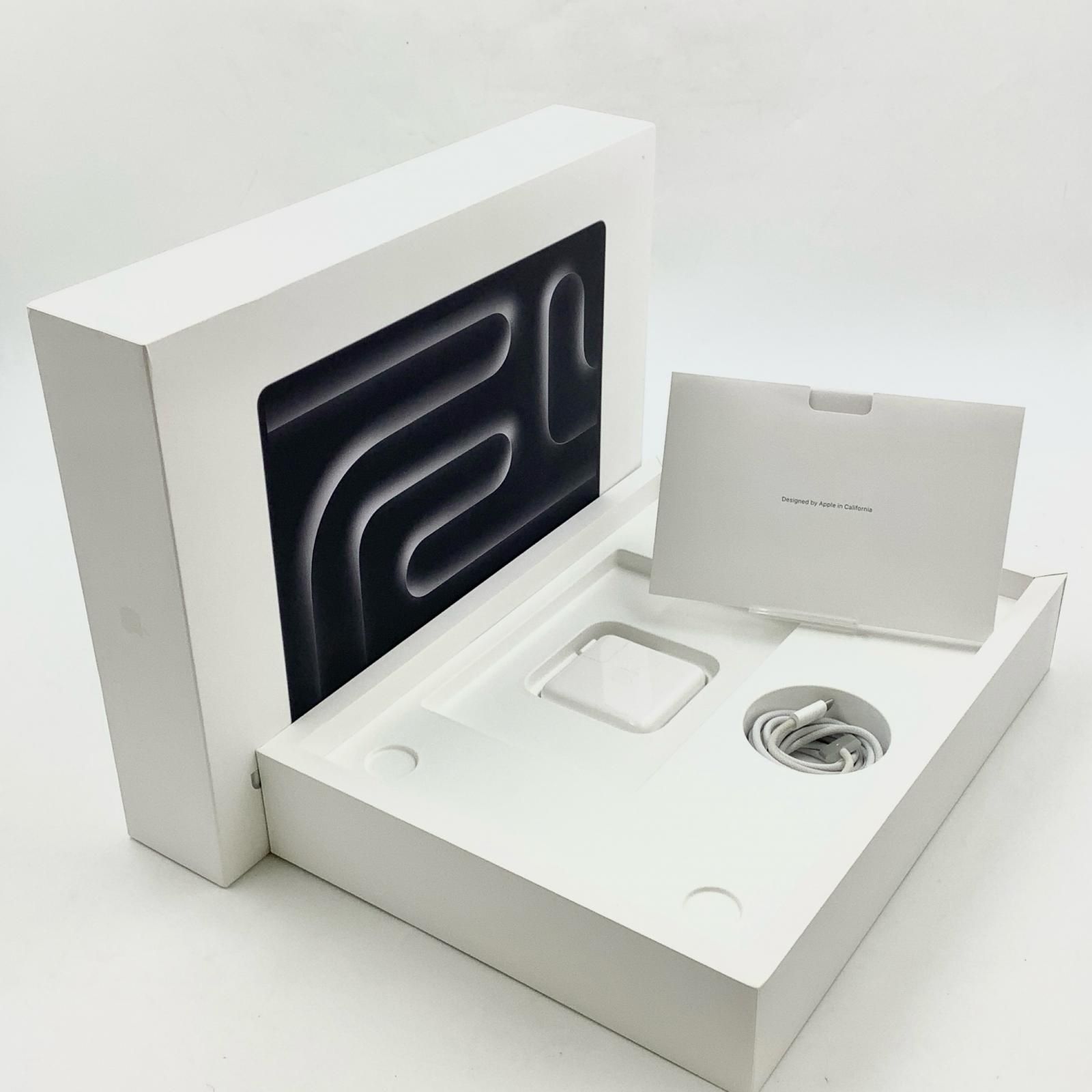 [2023年OS] 美品 MacBook Pro 元箱 Office付き 2023年OS] MacBook Pro 元箱 16GB/Office付き