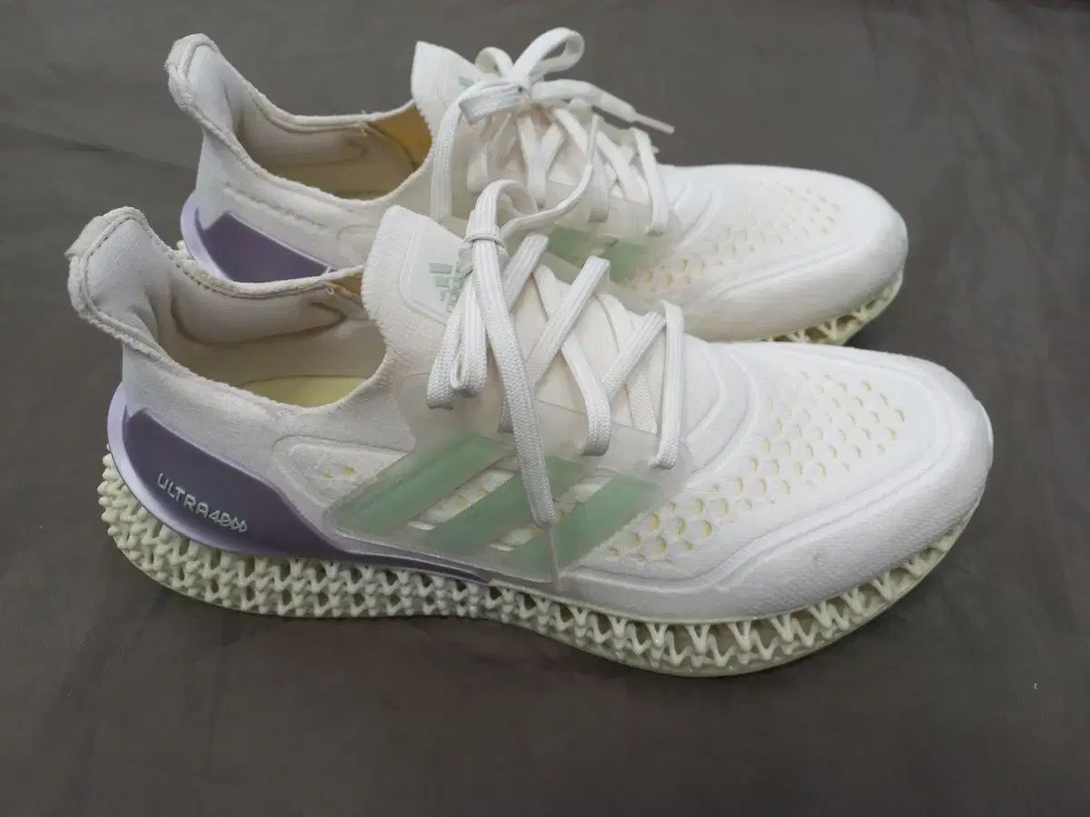 adidas アディダス ウルトラ 4d ランニングシューズ 245 サイズ