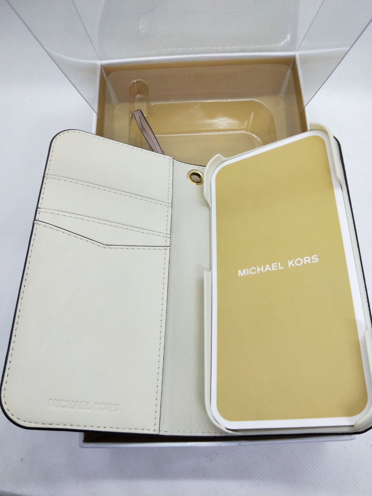 N30)iPhone16Pro用マイケルコース手帳型ケース MICHAEL KORS