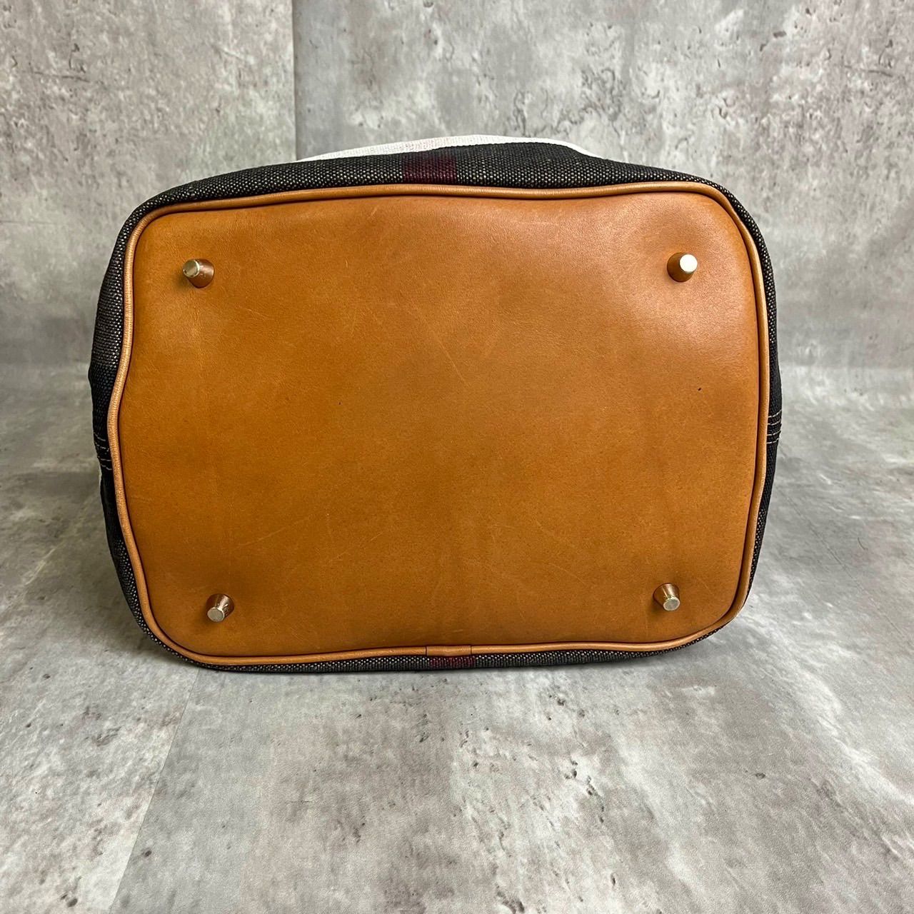 ✨極美品✨ BURBERRY バーバリー トートバッグ ハンドバッグ バケツ型 