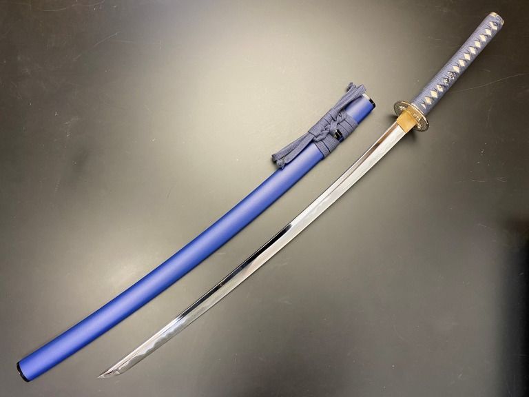 模造刀 刀匠シリーズ 長船 長光 大刀 刃紋入り刀身 メッキ合金 刀袋付 neu010 日本刀 美術刀剣 おもちゃ 通販 代引き不可 模造刀 刀匠シリーズ 長船 長光 大刀 刃紋入り刀身 メッキ合金[neu010]日本