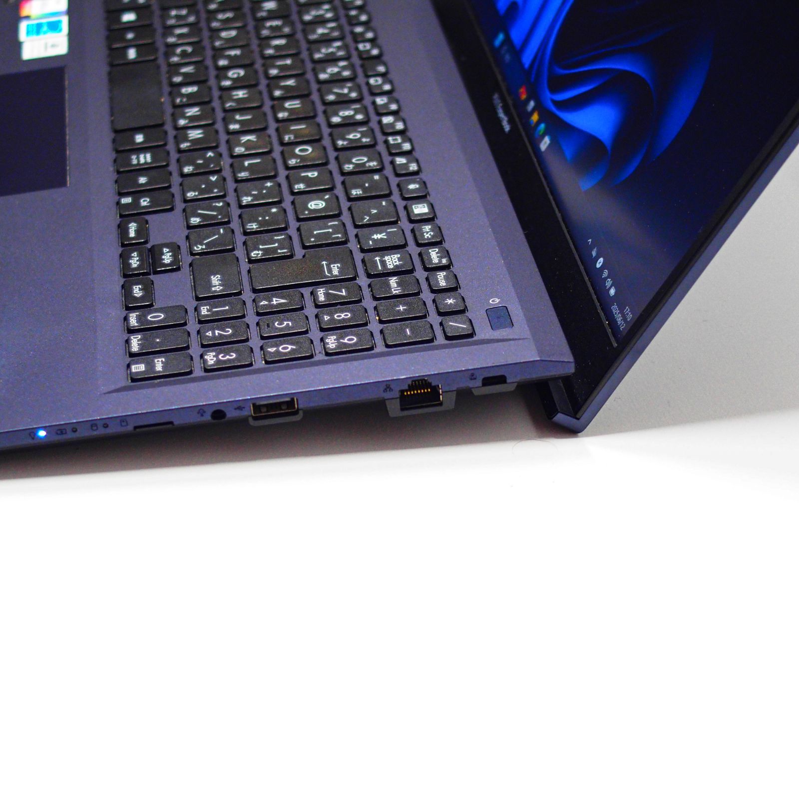 ASUS ExpertBook B1、16 GBメモリ、512GB SSD、Windows 11Pro