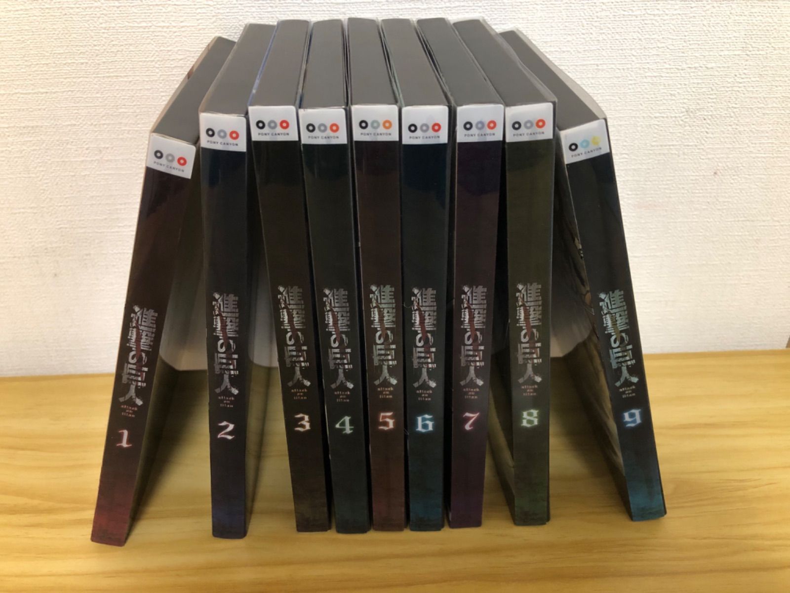 進撃の巨人1期Blu-ray全巻セット 進撃の巨人 Season 1 初回生産限定版 Blu-ray 全巻セット - メルカリ