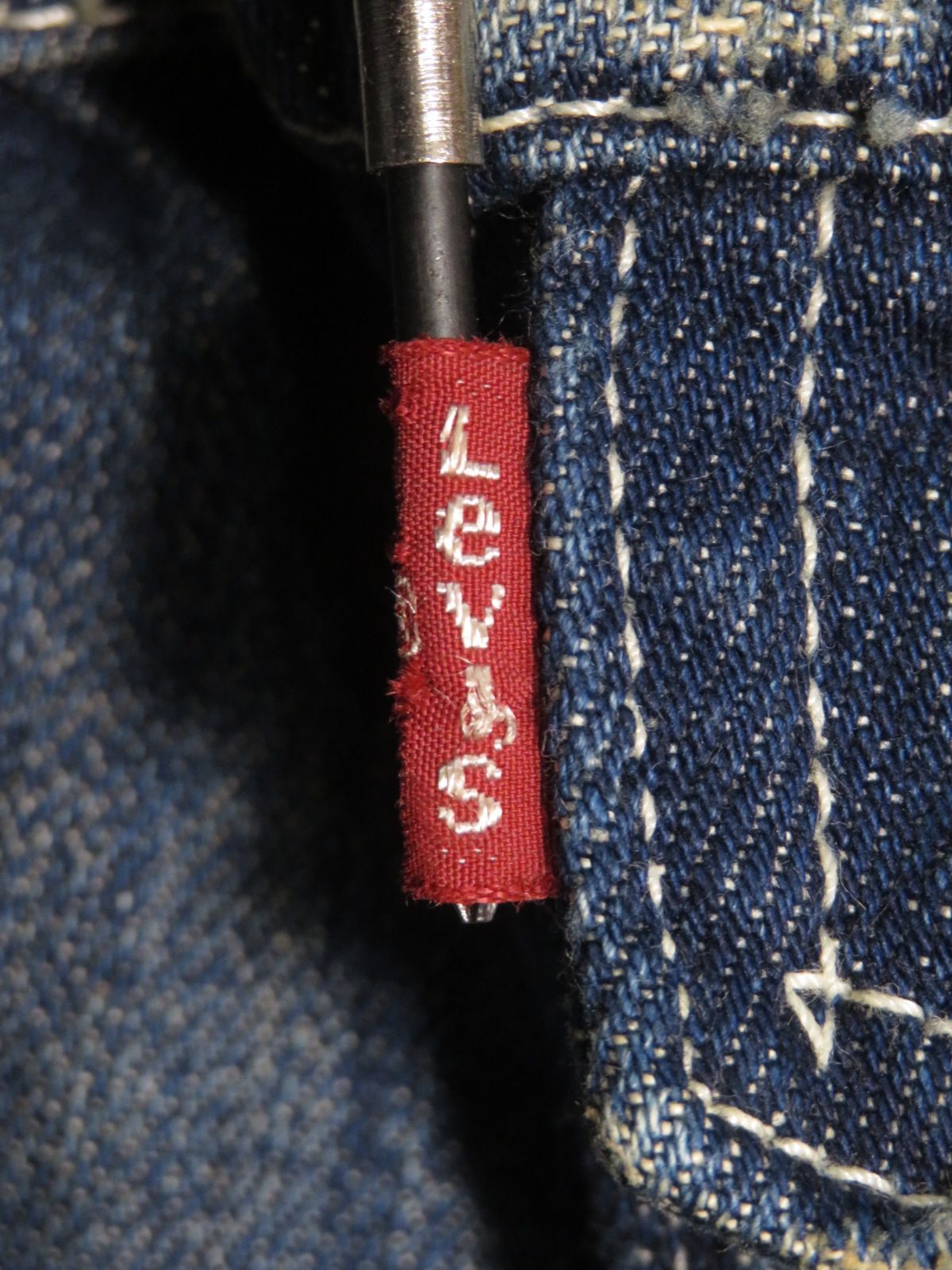 ✅️ リーバイス クラッシュ&リペア加工 70505-0049 デニムジャケット ✅️ クラッシュ&リペア加工 Mサイズ Levis リーバイス 70505
