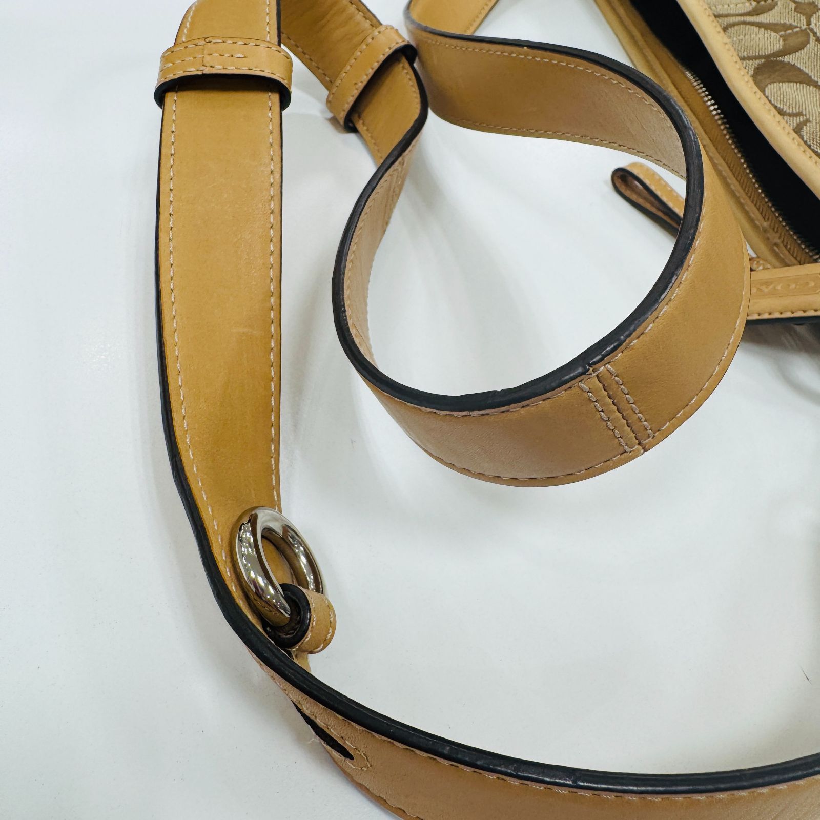 A【中古】COACH コーチ ショルダーバッグ シグネチャー ブラウン