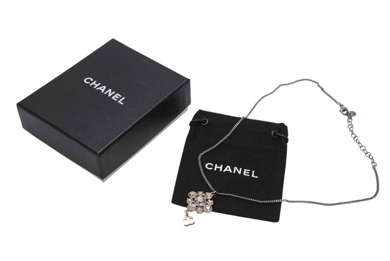 CHANEL シャネル ネックレス ココマーク ラインストーン A12V刻印 メタル ラインストーン シルバー 14.3g 4b001371