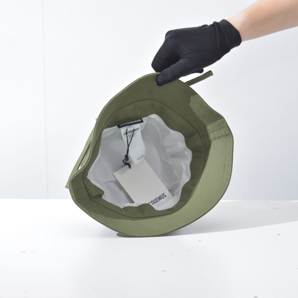 JACQUEMUS 帽子 バケットハット レディース カーキ 緑 ホワイト 白