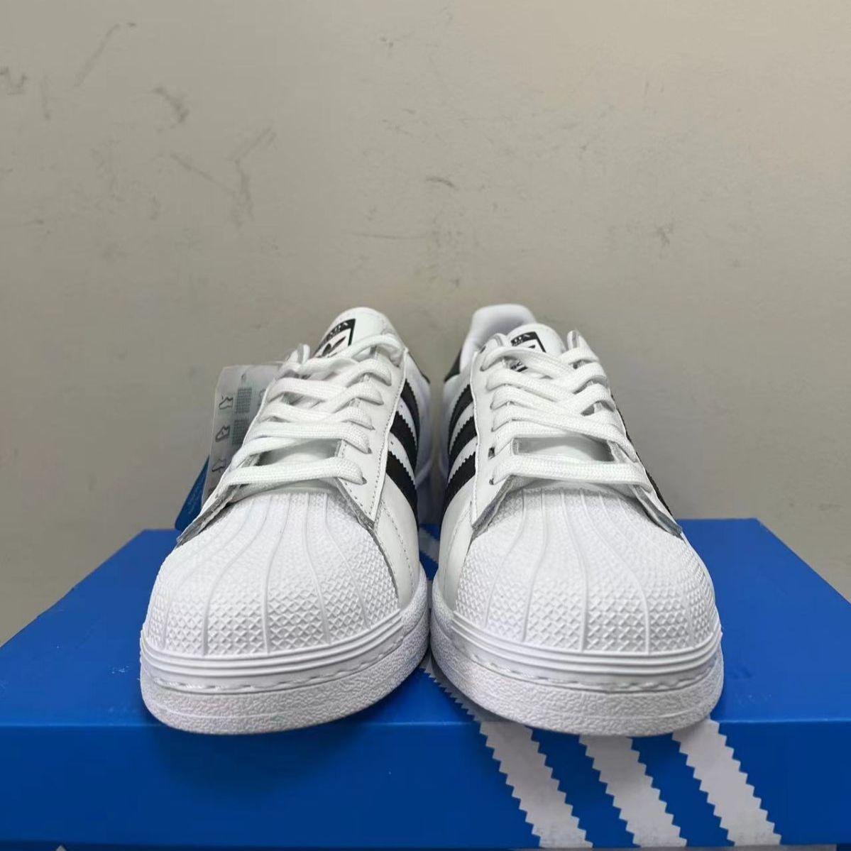 新品未使用 アディダス PRADA x adidas originals Superstar スニーカー