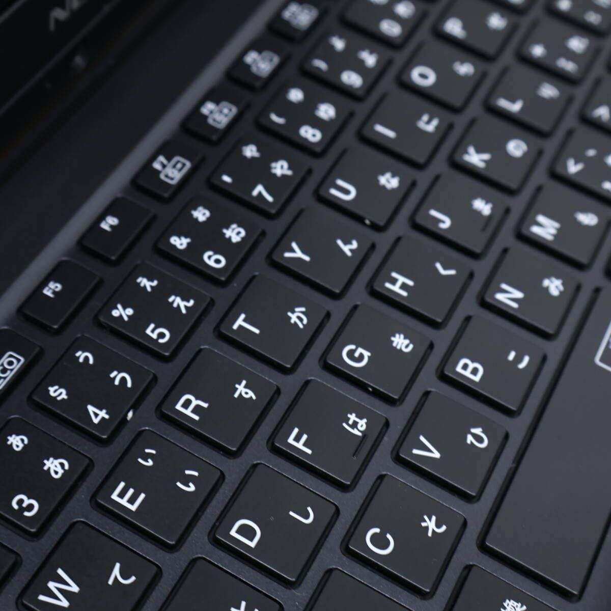 ☆美品 高性能8世代i5！SSD256GB メモリ8GB☆VKT13H Core i5-8200Y