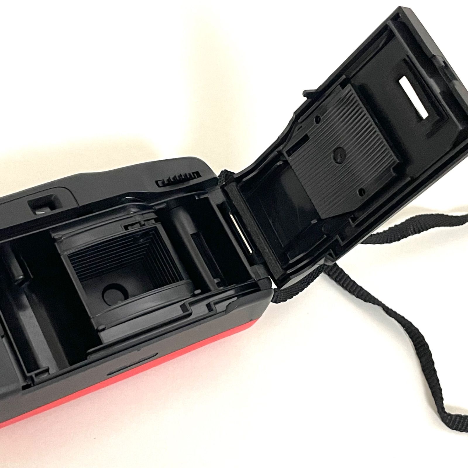サンリオ　ハローキティ　カメラ　Dカットカメラ　レトロ　レア ハローキティカメラ サンリオ コレクション 骨董品｜Yahoo