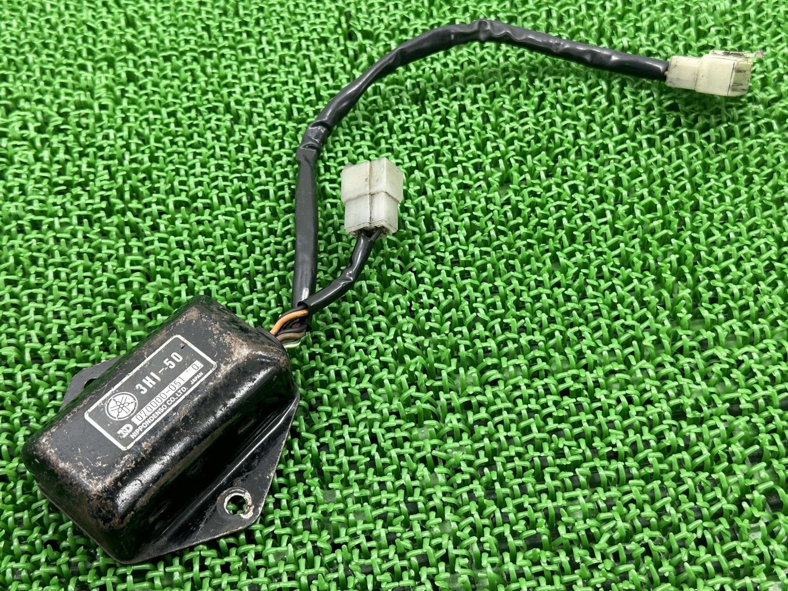 SR400 イグナイター 3HI-50 ヤマハ 純正 バイク 部品 1JN 1JR CDI スパークユニット 品薄 車検 Genuine hS