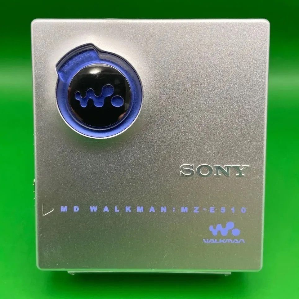 ファッションシーンで話題のこれから流行るブランド12選 ジャンク】SONY MDウォークマン メルカリ - シルバー『MZ-E510』 ポータブルプレーヤー