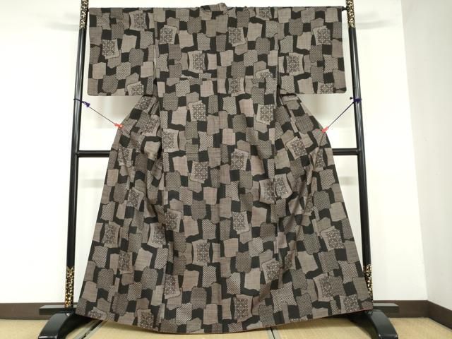 平和屋着物 本場大島紬 7マルキ 変わり格子吉祥文 正絹 DAAW5671ud