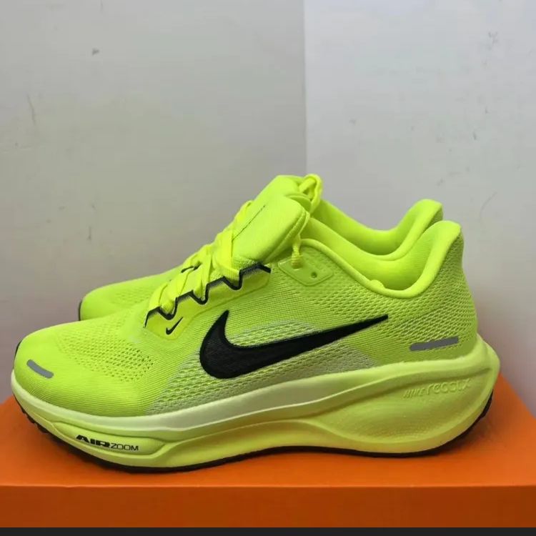 新品未使用ナイキ Nike Pegasus 41 スニーカー