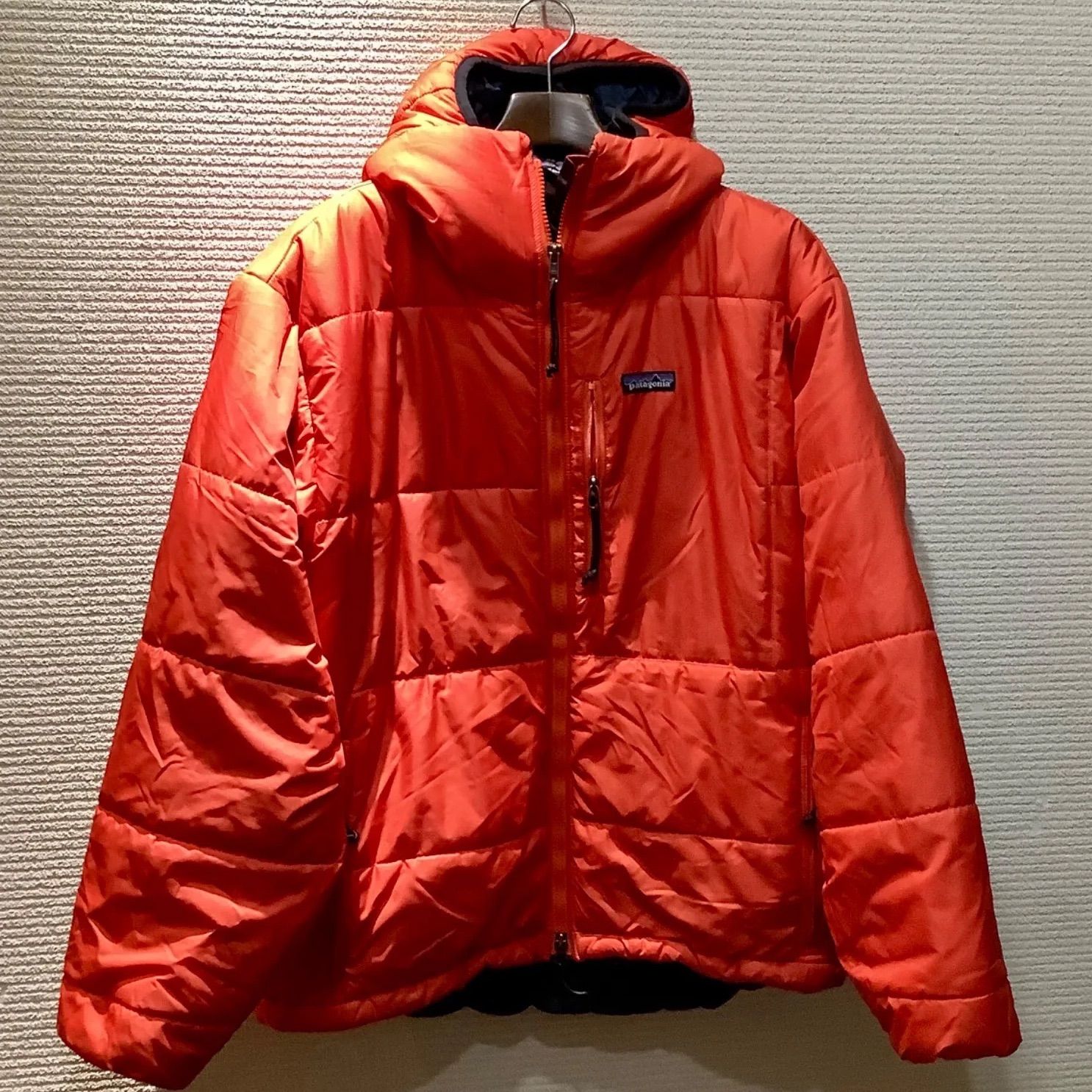 パタゴニア patagonia DAS PARKA ダスパーカー 中綿 ジャケット ジャンパー ブルゾン オレンジ M メンズ 84098