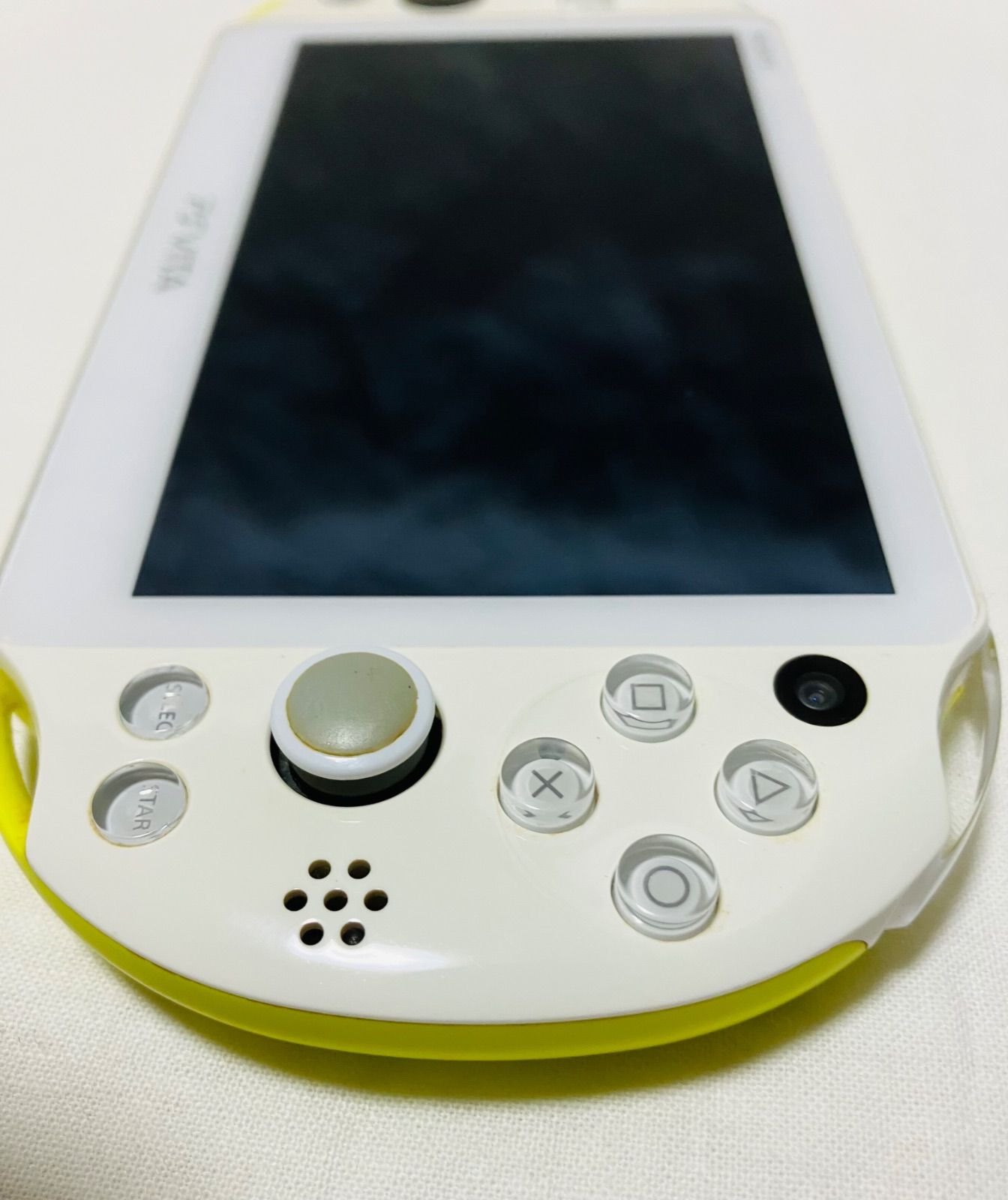 SONY PlayStation®Vita（PCH-2000シリーズ） Wi-Fiモデル ライム