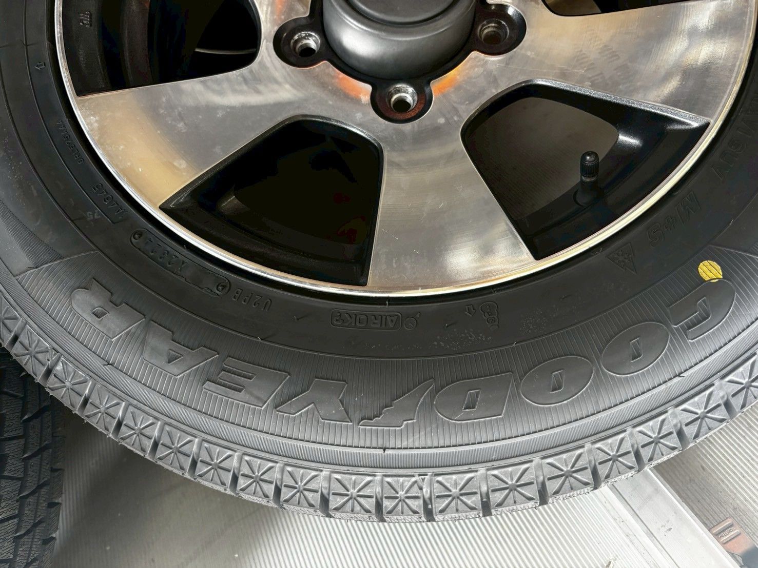 スズキ ジムニー JB23W クロスアドベンチャー スタッドレスタイヤ 純正