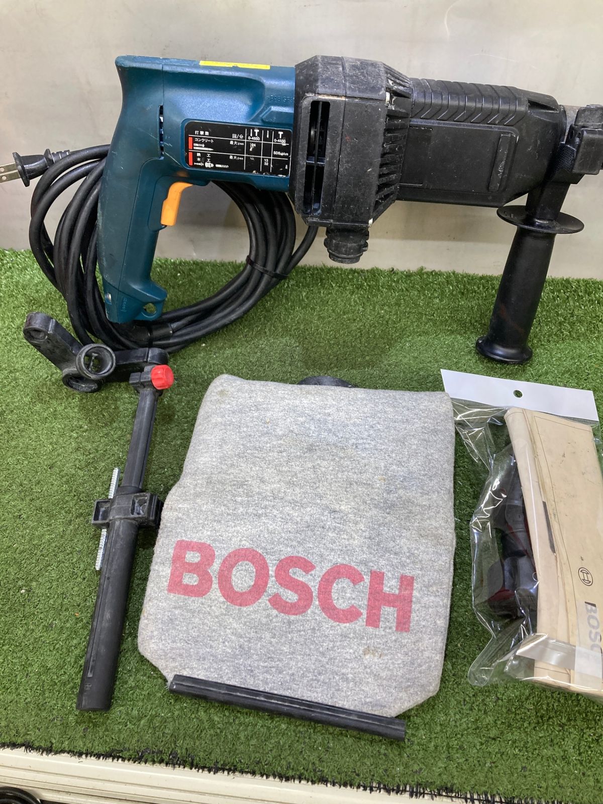 BOSCH吸じんハンマードリル 717b14iFATL._UF350,350_QL80_.jpg