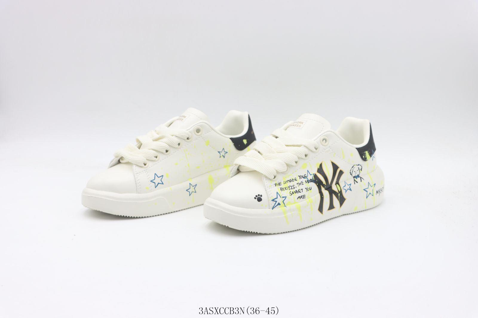 MLBキッズ ハイトップ スニーカー (新品)