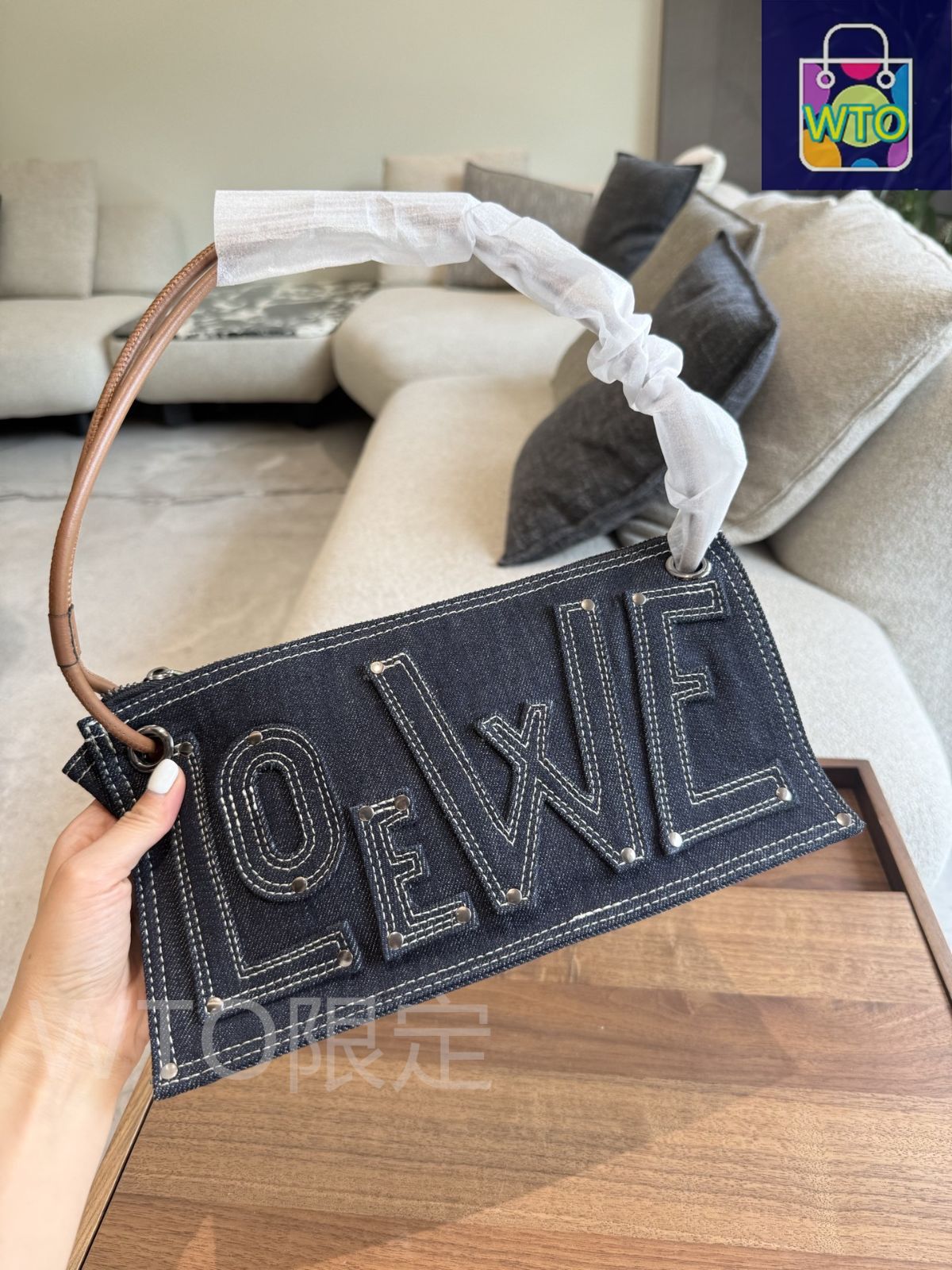 今日特価】Loewe ロエベ デニムアンダーアームバッグシリーズ