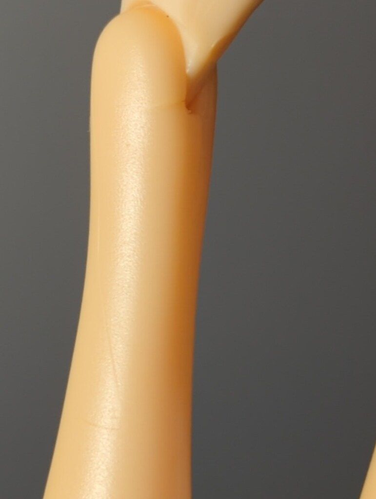 セキグチ momokoDOLL