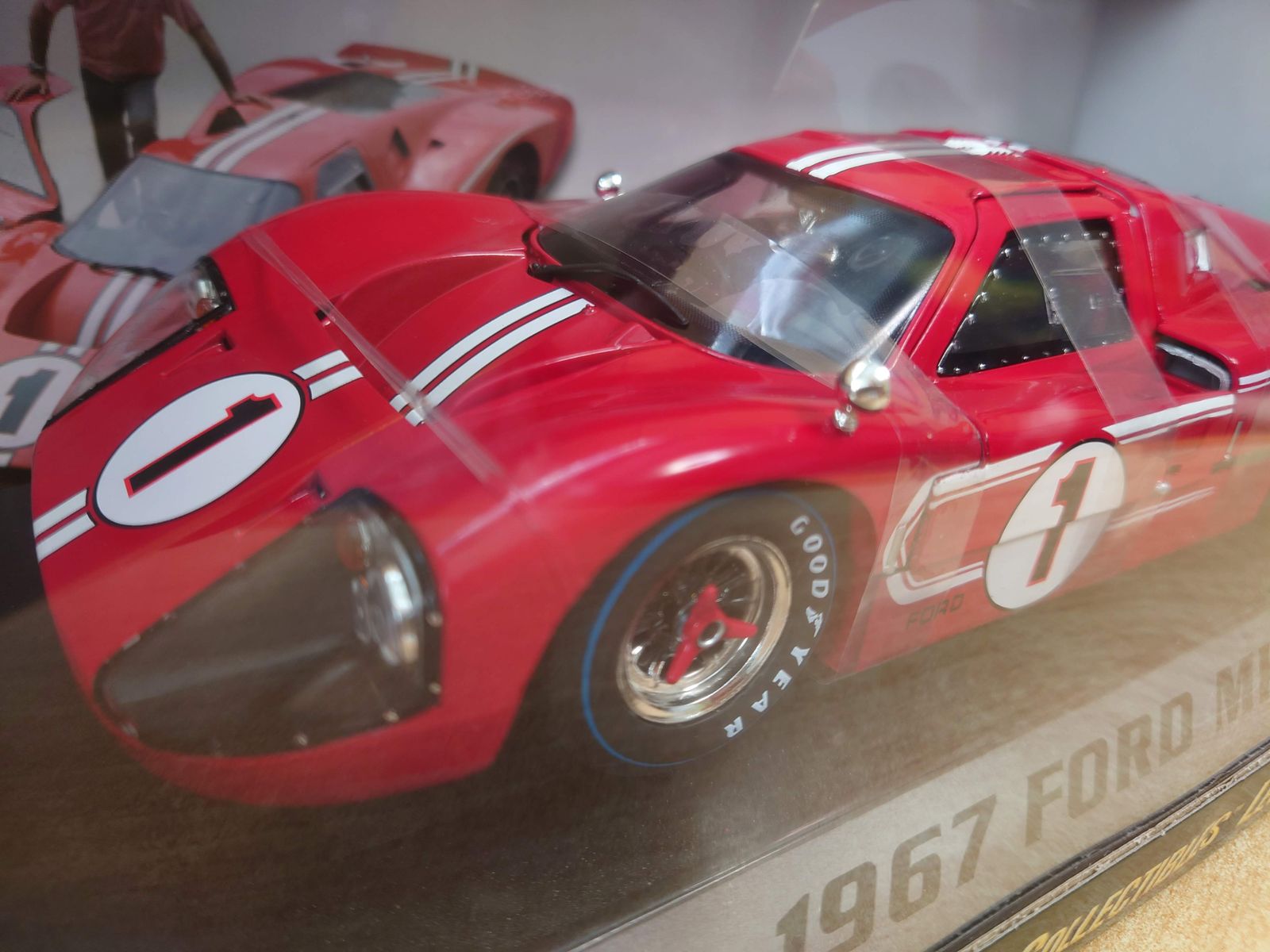 1/18 フォードGT40 Mk.IV ルマン1967 ウィナー #1 D.ガーニー