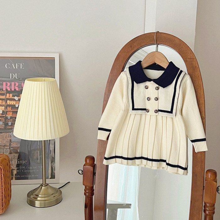 クラークス　ナタリー 　レザー仕様　26.5cm 女の子 ニットワンピース 秋冬ワンピース 子供服 キッズ