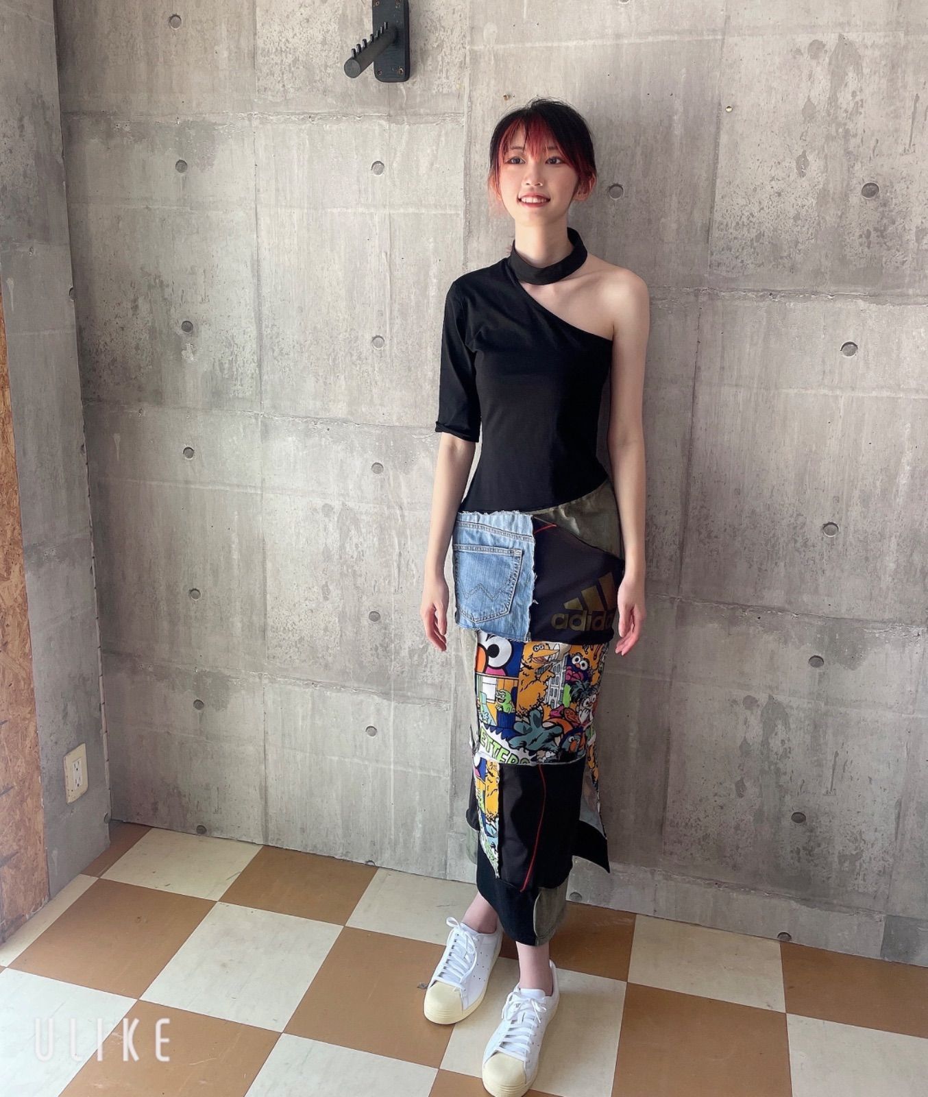 古着リメイク　アイボリーオーバーオールの贅沢パッチワークワンピース シャツパッチワークティアードワンピース～Rebirth Collection