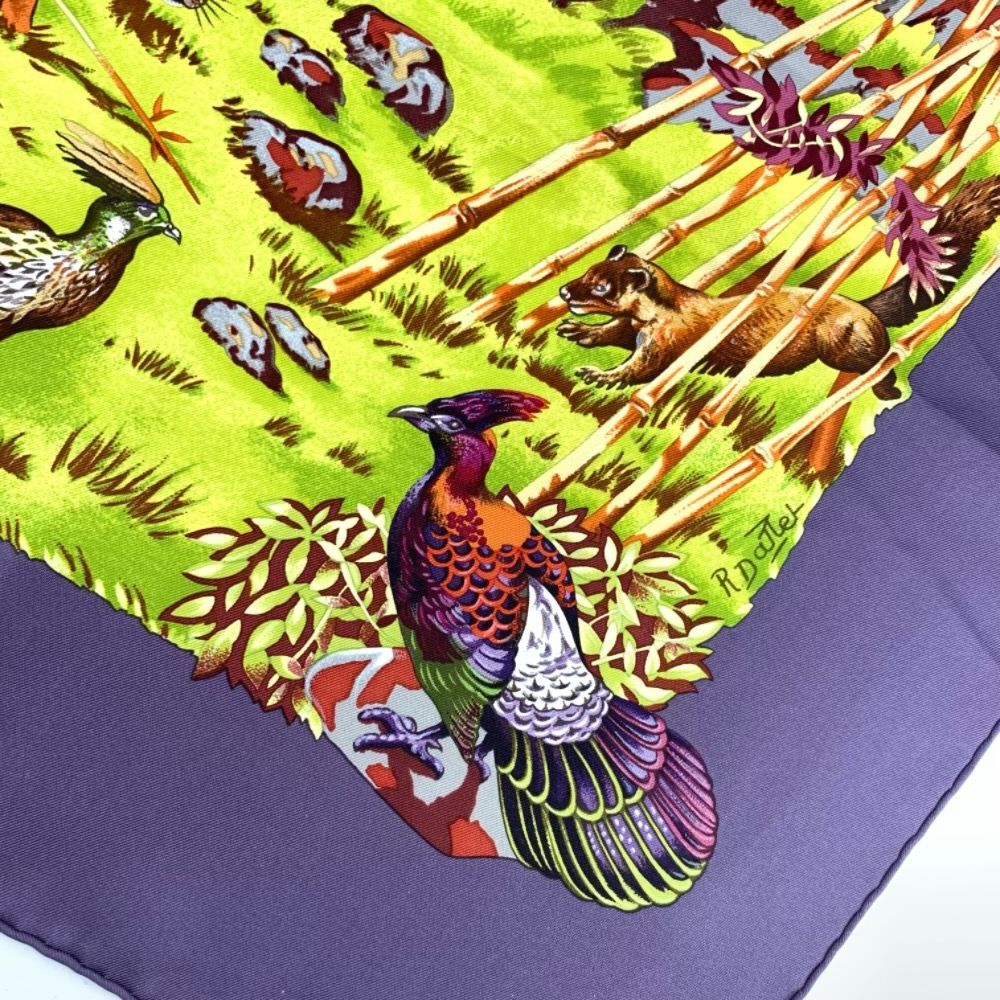 極美品 HERMES エルメス カレ90 シルクスカーフ パンダ 四川省 - メルカリ