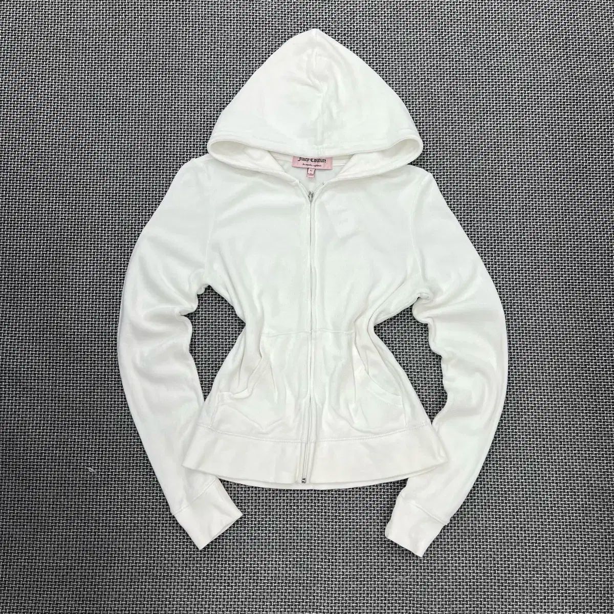 JUICY COUTURE(ジューシークチュール) 白 ブークレ ジップアップ